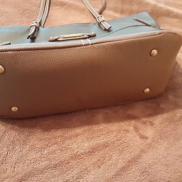 STONE MOUNTAIN Pebbled Faux Leather Tote /Purse Black- Brown Large, 11” x 18” - Picture 4 of 11